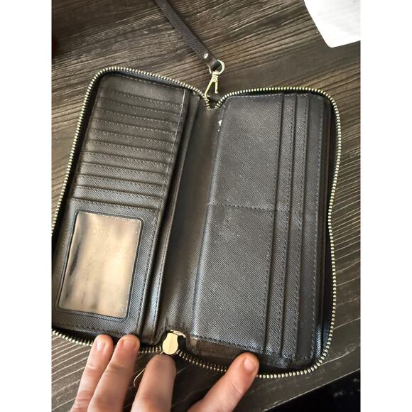 Michael Kors Jet Set Travel Black Continental Long Wallet Wristlet - Picture 2 of 9